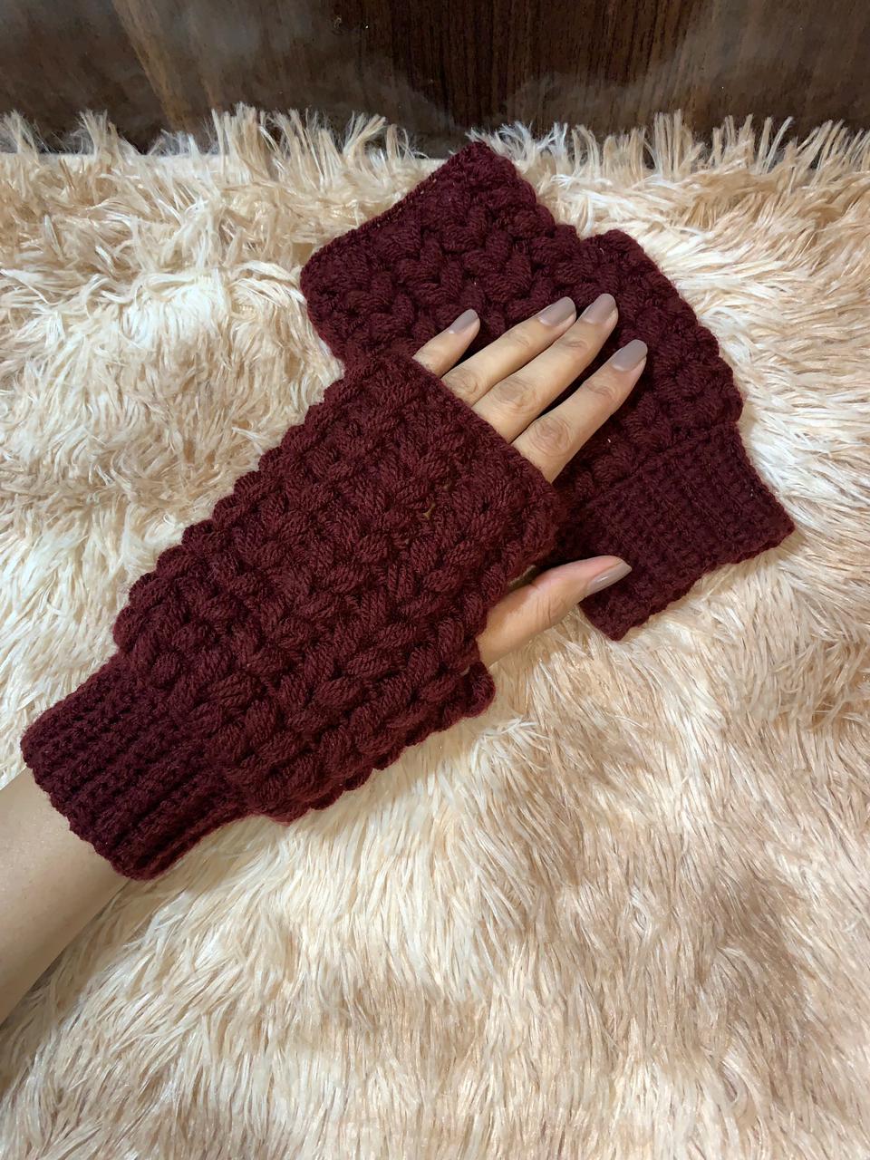 Cozy & Trendy Crochet Fingerless Winter Gloves