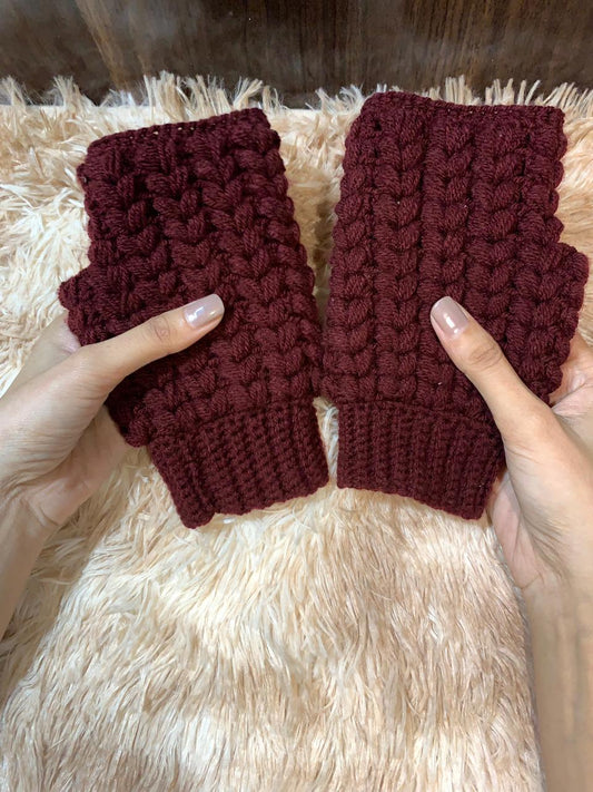 Cozy & Trendy Crochet Fingerless Winter Gloves
