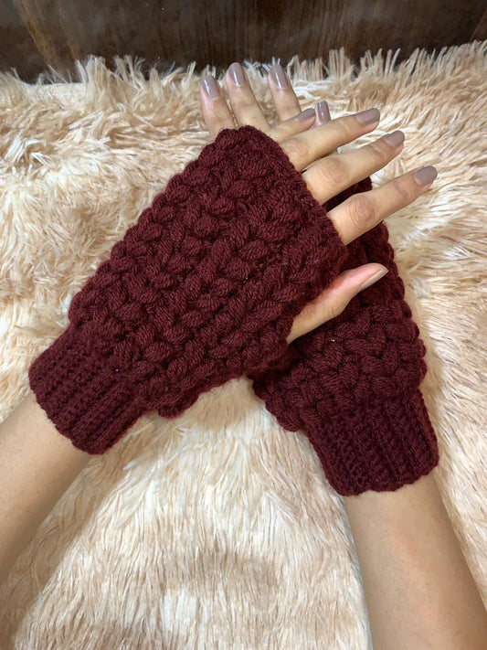 Cozy & Trendy Crochet Fingerless Winter Gloves