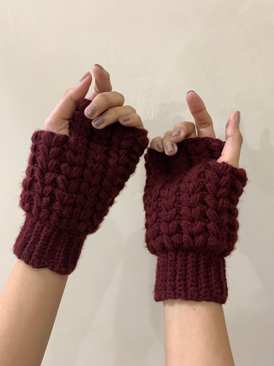 Cozy & Trendy Crochet Fingerless Winter Gloves