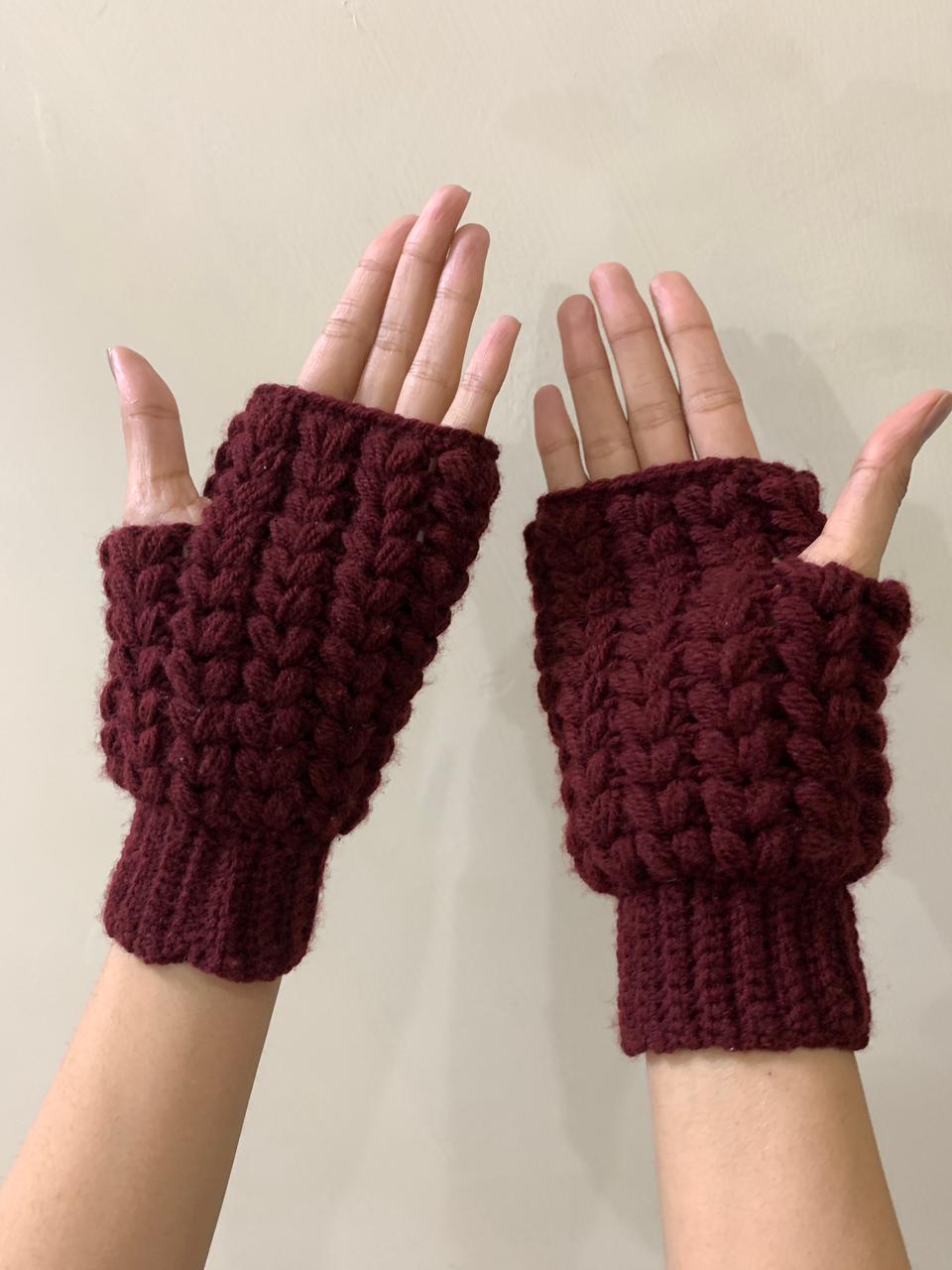 Cozy & Trendy Crochet Fingerless Winter Gloves
